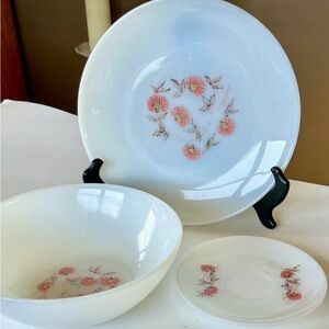 Fleurette from Anchor Hocking Fire King milk glass dinnerware, oven ware 1959-60